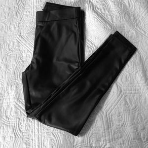 LOFT Faux Leather legging NWT Small